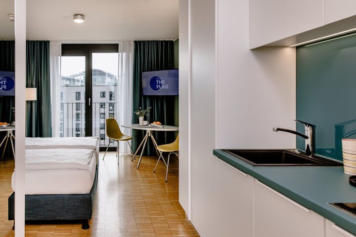Room 14 of 96