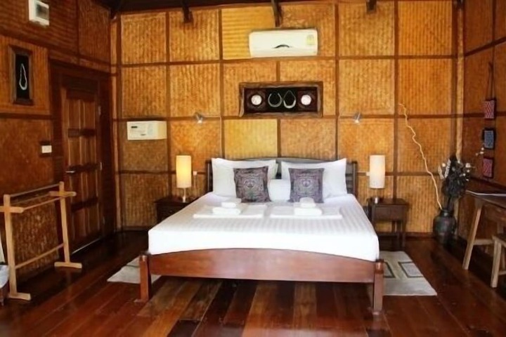 Room 15 of 73