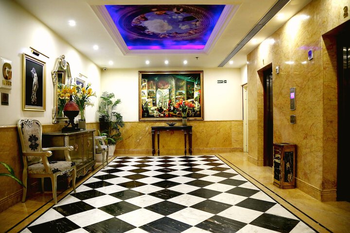 Ballroom/Hall 43 of 58