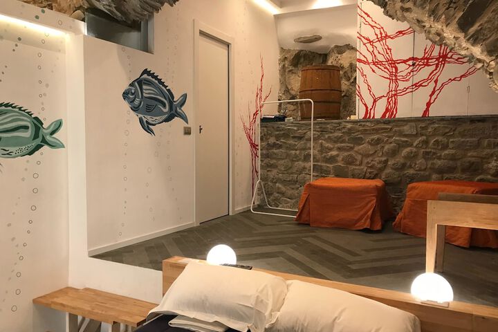 Room 3 of 31