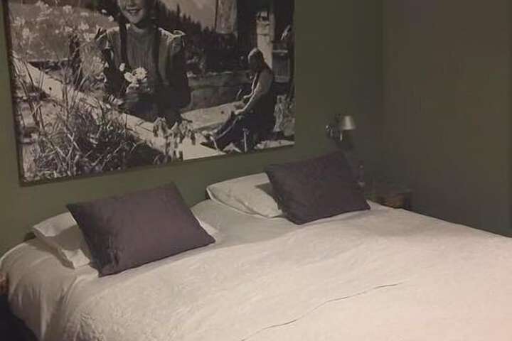 Room 7 of 38