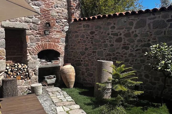 Terrace/Patio 26 of 28