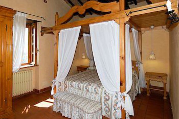 Room 12 of 31