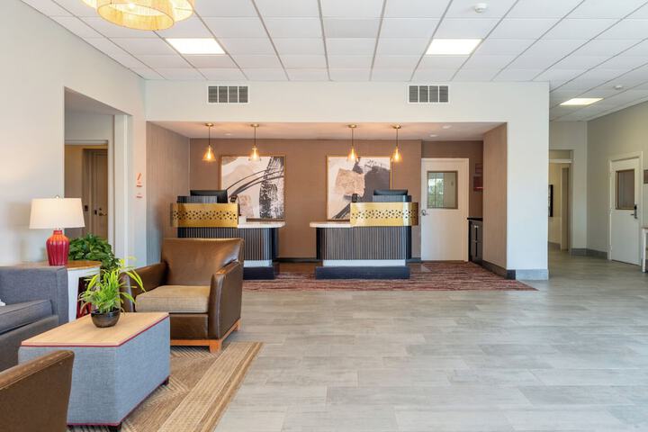 Guest Lobby