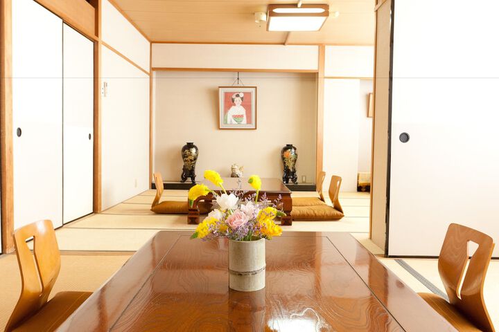 Room 15 of 53
