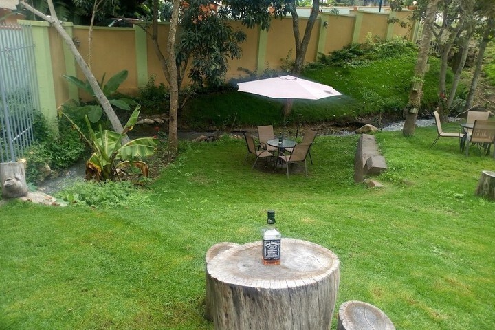 Property Grounds 12 of 15