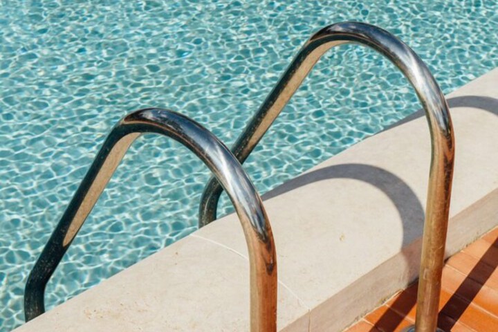 Pool 37 of 78