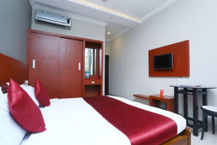 Room 28 of 28