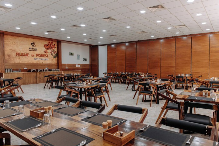 Dining 93 of 139