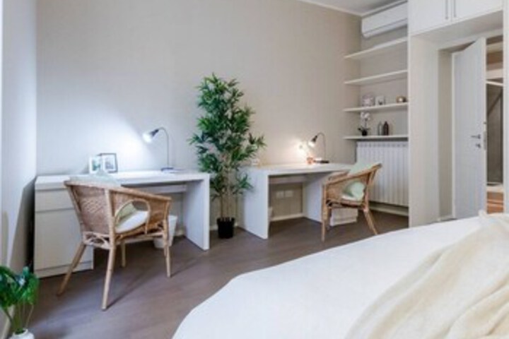 Room 14 of 24