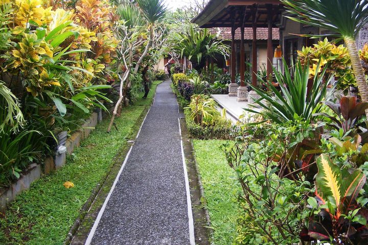 Property Grounds 23 of 23