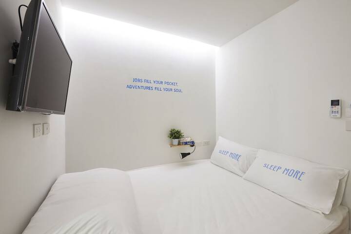 Room 20 of 24