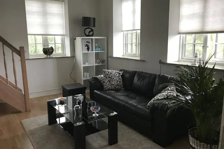 Room 11 of 21