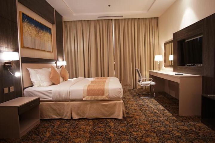 Room 13 of 44