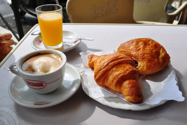 Breakfast/Coffee Service 18 of 40