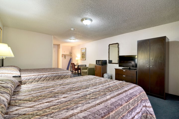 Double Bed Court Side View (9 of 18)