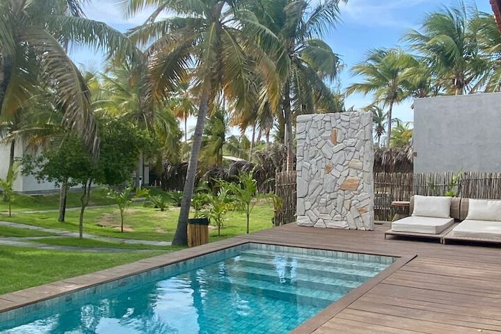 Pool 94 of 100