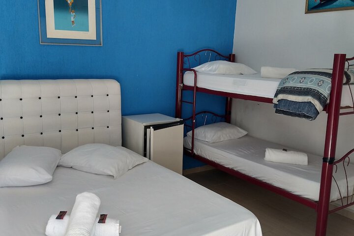 Room 10 of 20