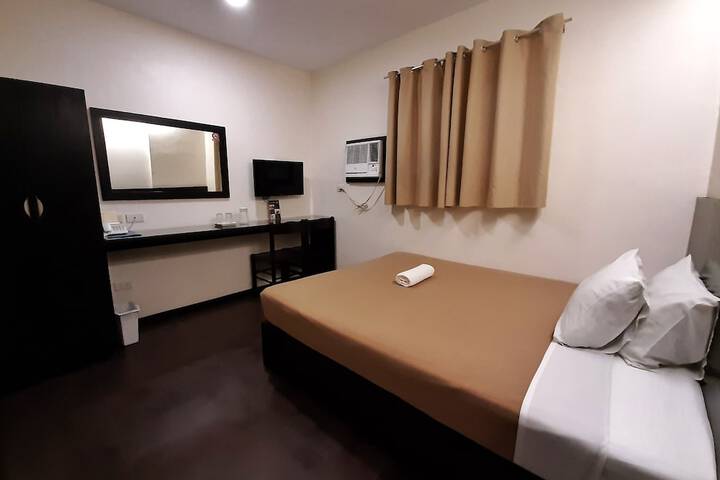 Room 4 of 19
