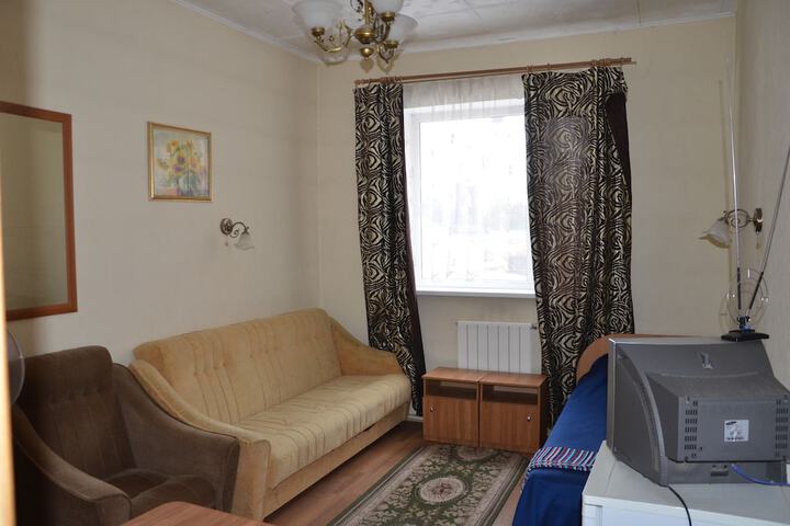 Room 3 of 15