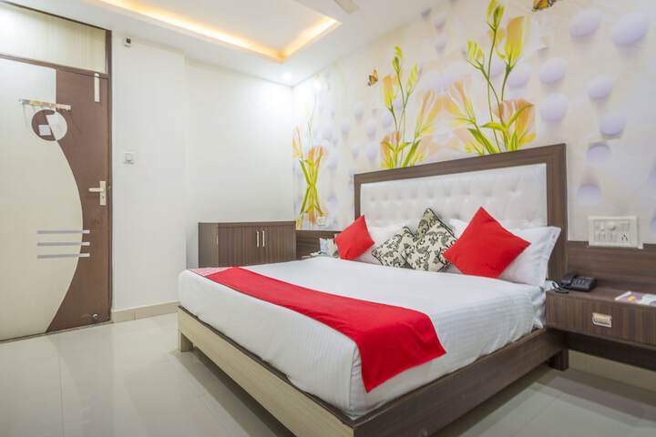Room 3 of 11