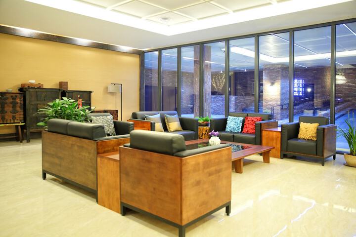 Hotel Interior 12 of 38