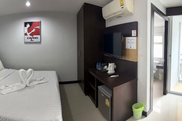 Room 7 of 91