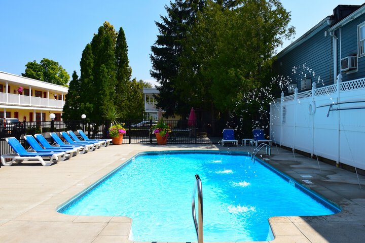 Pool image of OSullivan's on the Lake Motel