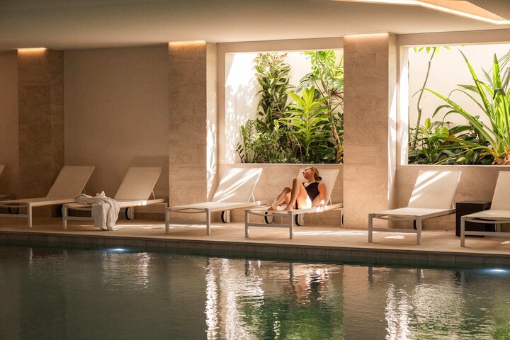 Hotel with Pool
