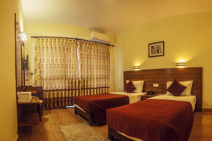 Room 8 of 42