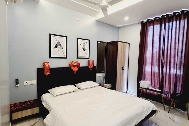 Room 19 of 39