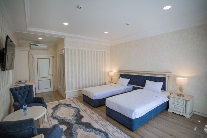 Room 20 of 93