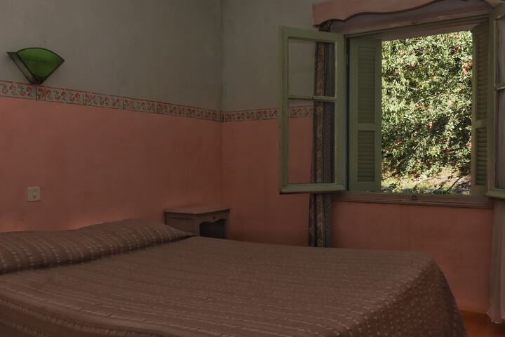 Room 5 of 27