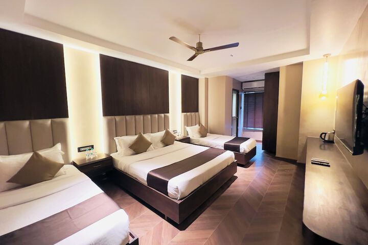 Room 17 of 58