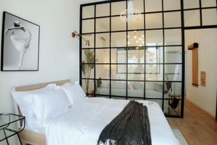 Room 48 of 62