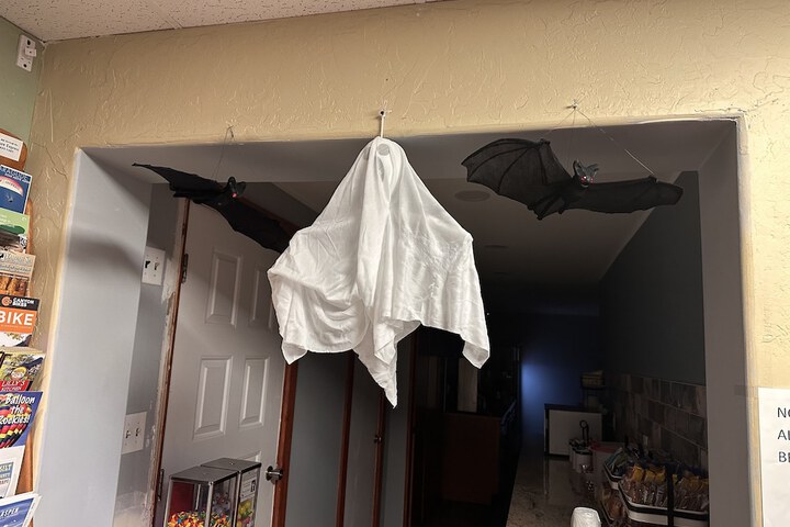 Room 20 of 33