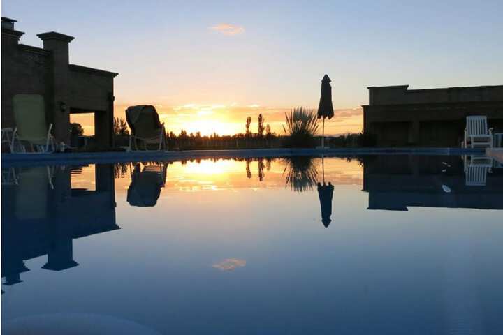 Hotel Pool
