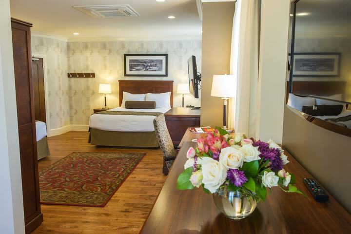 Room 73 of 140