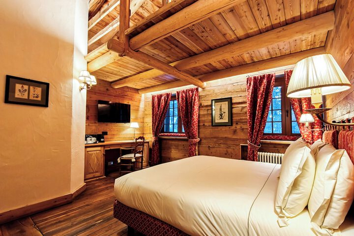 Room 14 of 34