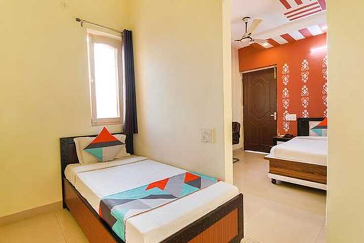 Room 7 of 26