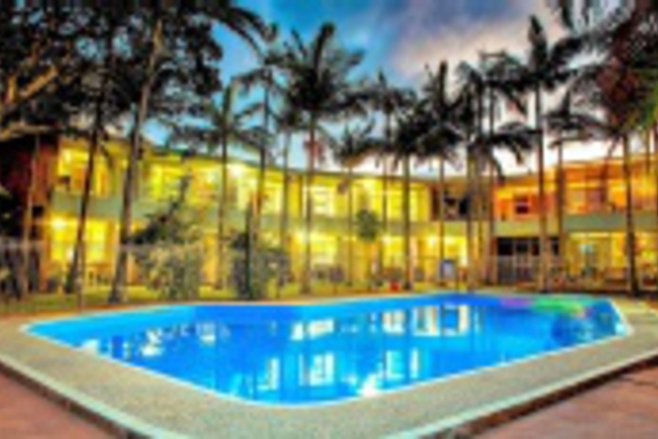 Hotel Exterior 101 of 228