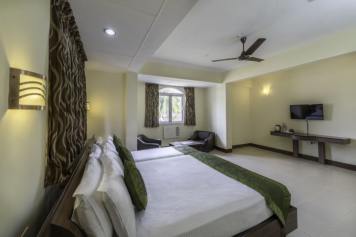 Room 19 of 53