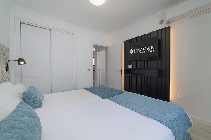 Room 14 of 40