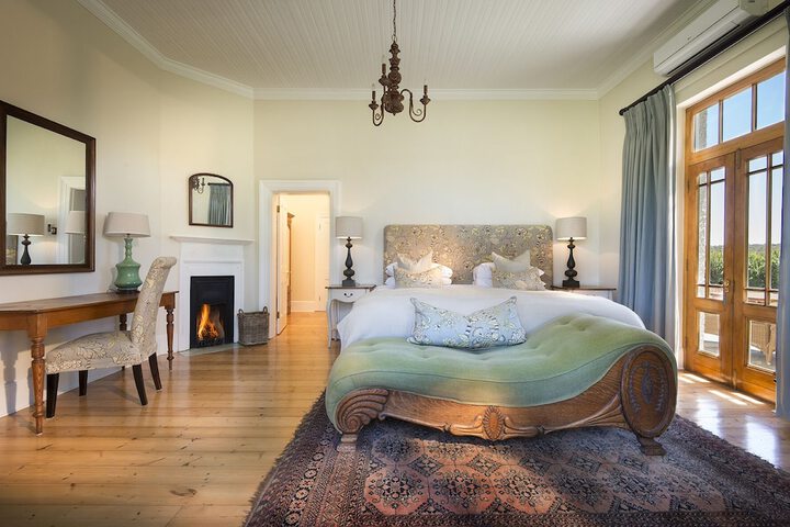 Room 2 of 21