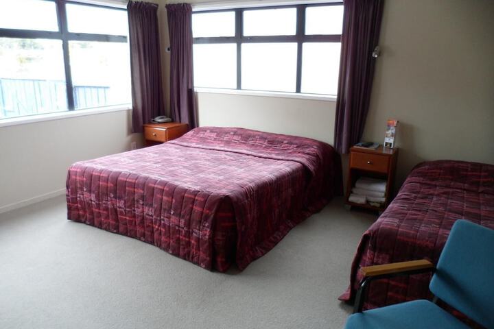 Room 16 of 47
