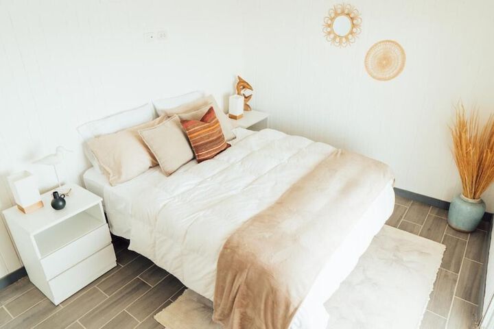 Room 5 of 52