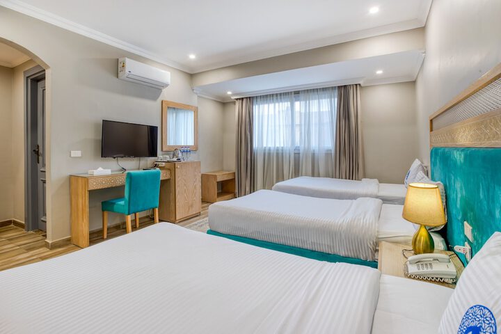 Room 25 of 119
