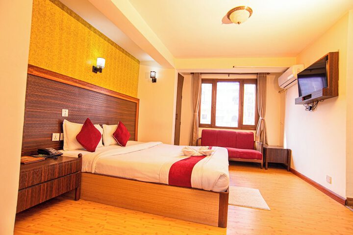 Room 14 of 23