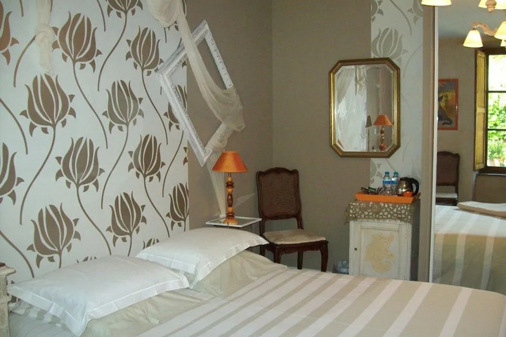 Room 7 of 17