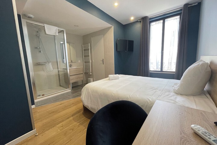 Room 14 of 86